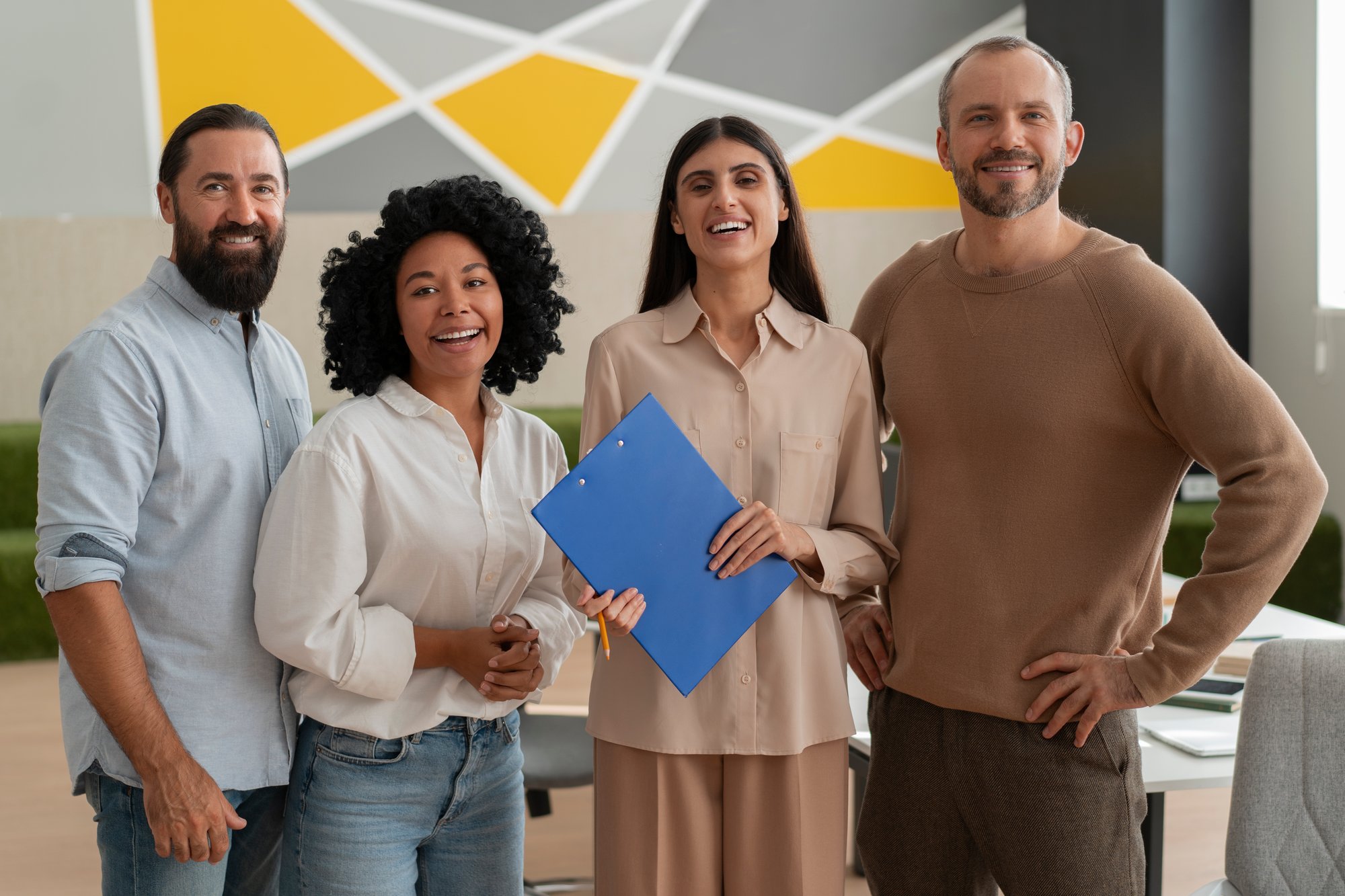 labor-union-members-working-together